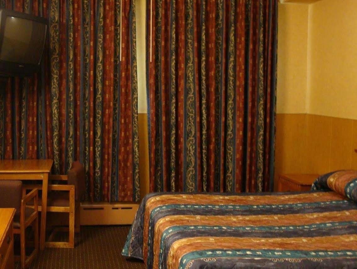 Riviera Motor Inn Brooklyn New York Dış mekan fotoğraf