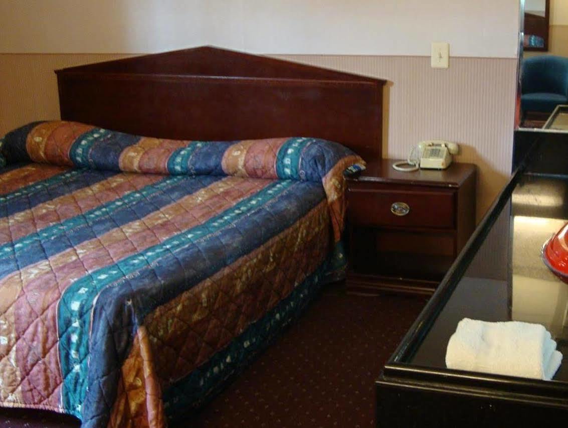 Riviera Motor Inn Brooklyn New York Dış mekan fotoğraf